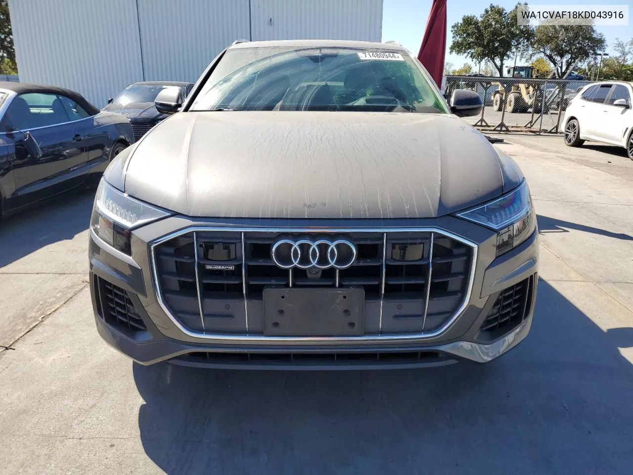 WA1CVAF18KD043916 2019 Audi Q8 Prestige