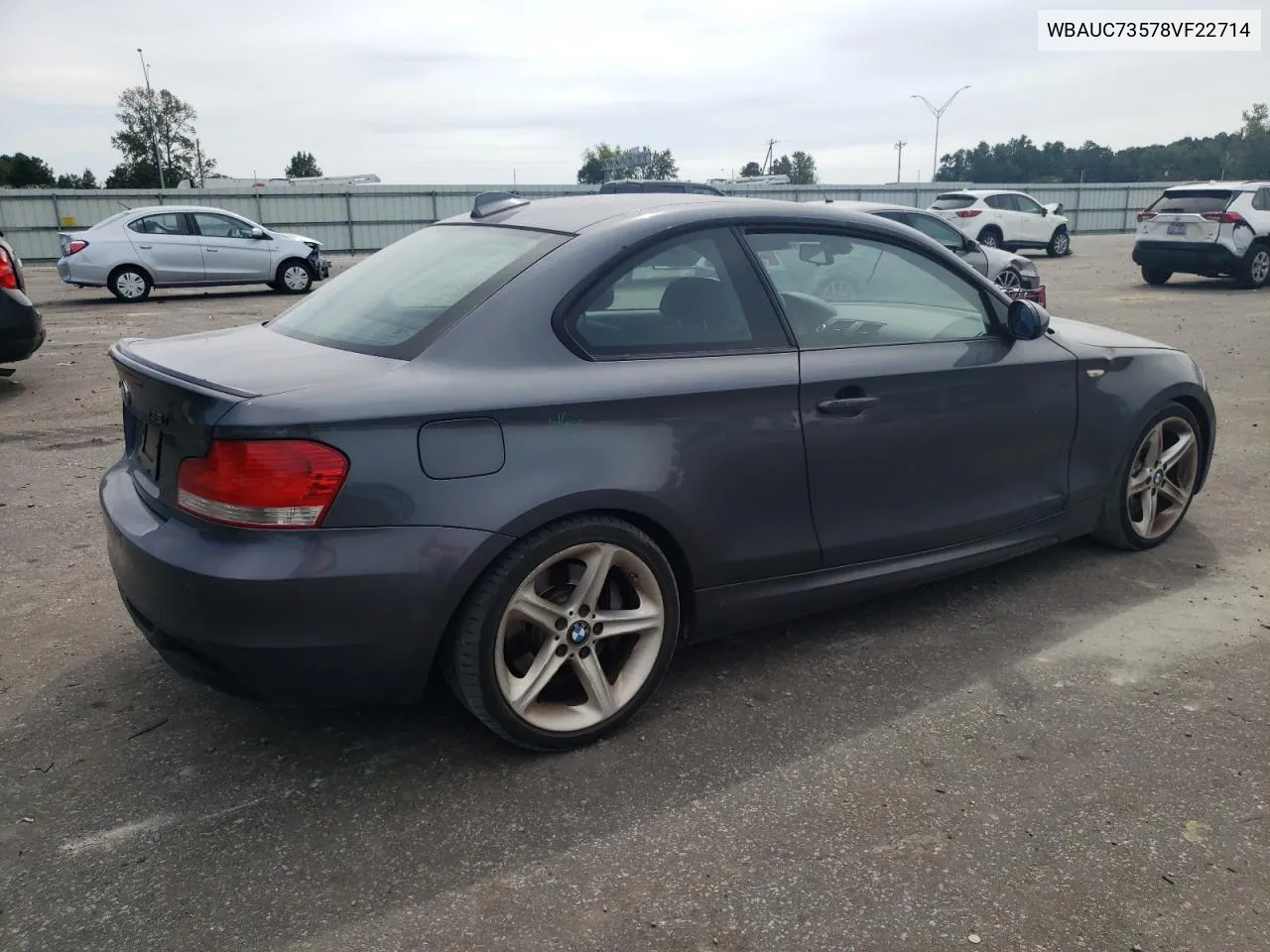 WBAUC73578VF22714 2008 BMW 135 I