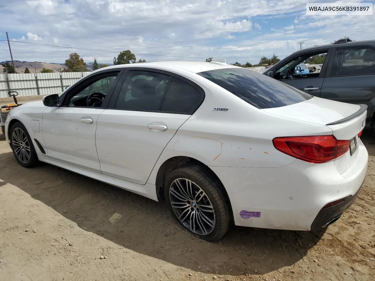 WBAJA9C56KB391897 2019 BMW 530E