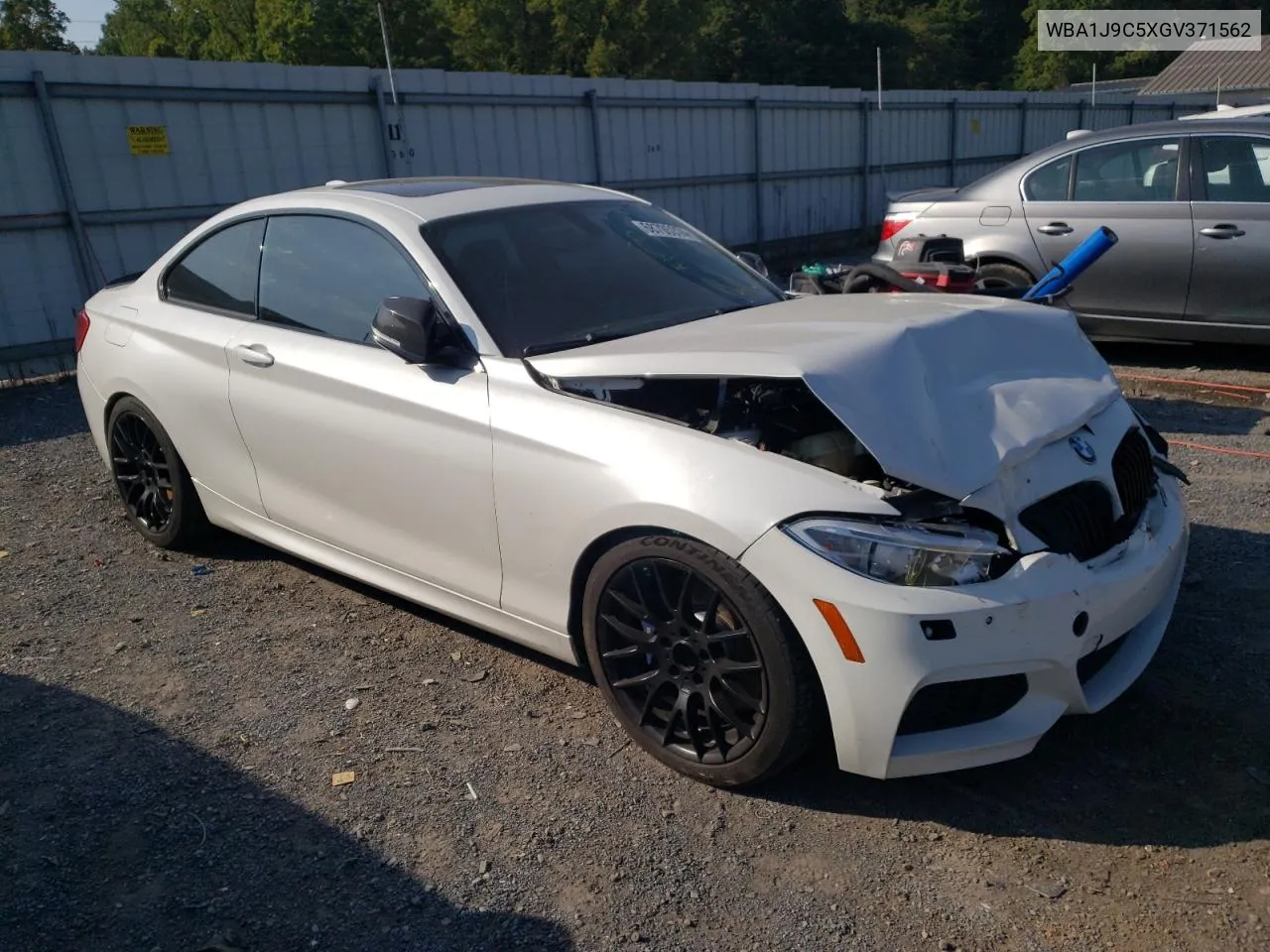 WBA1J9C5XGV371562 2016 BMW M235Xi