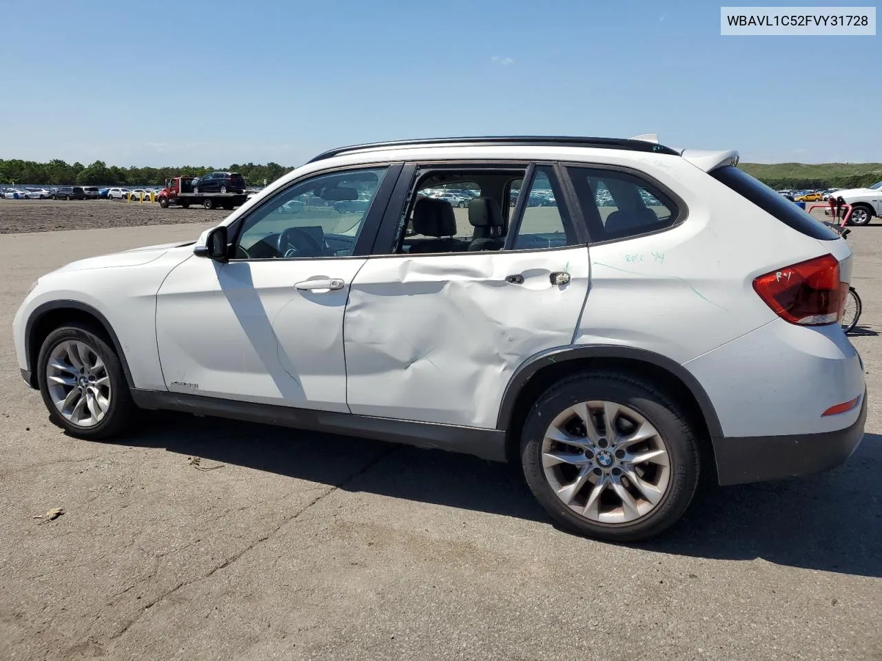 2015 BMW X1 xDrive28I VIN: WBAVL1C52FVY31728 Lot: 57494004