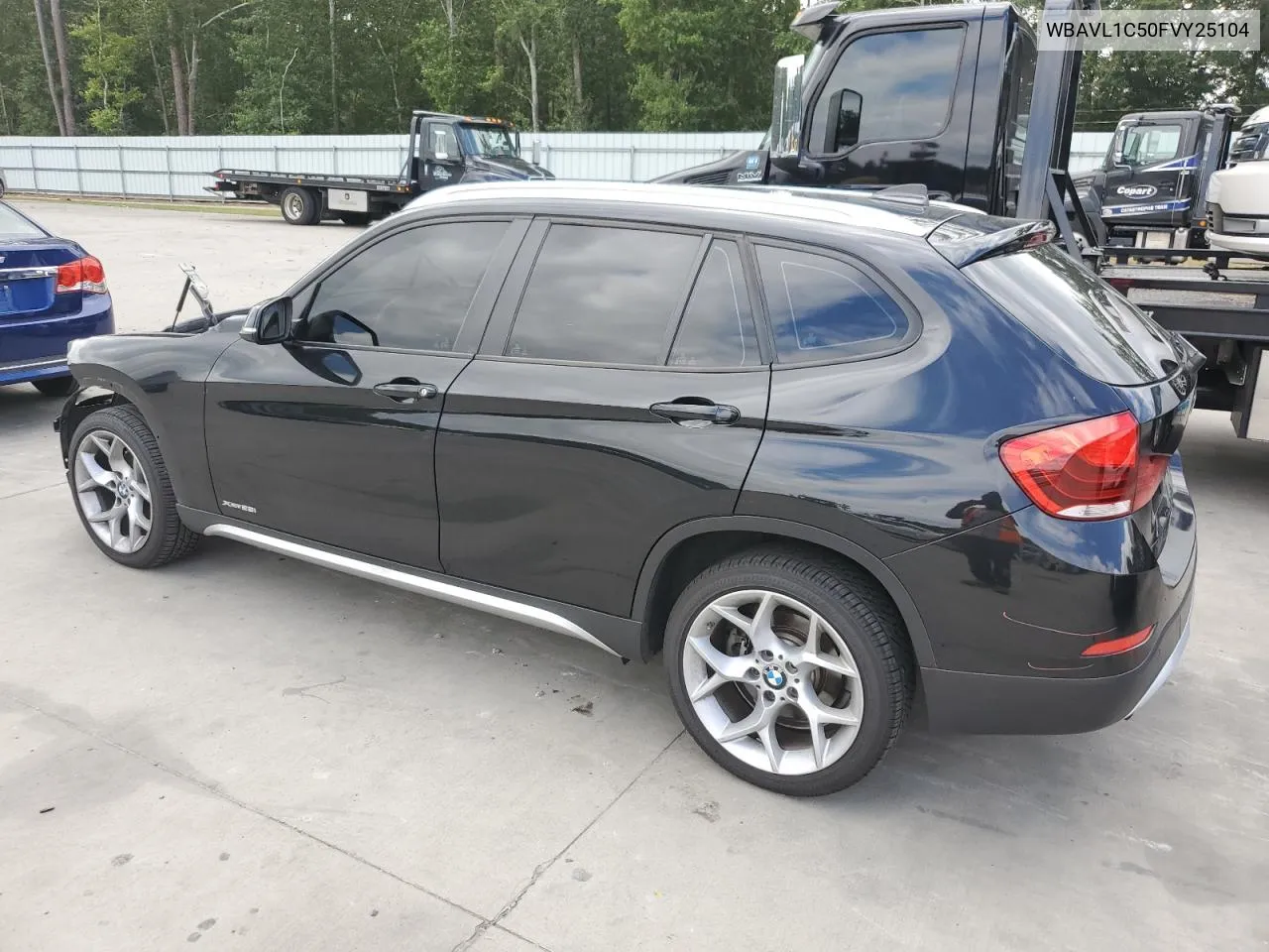 2015 BMW X1 xDrive28I VIN: WBAVL1C50FVY25104 Lot: 71378074