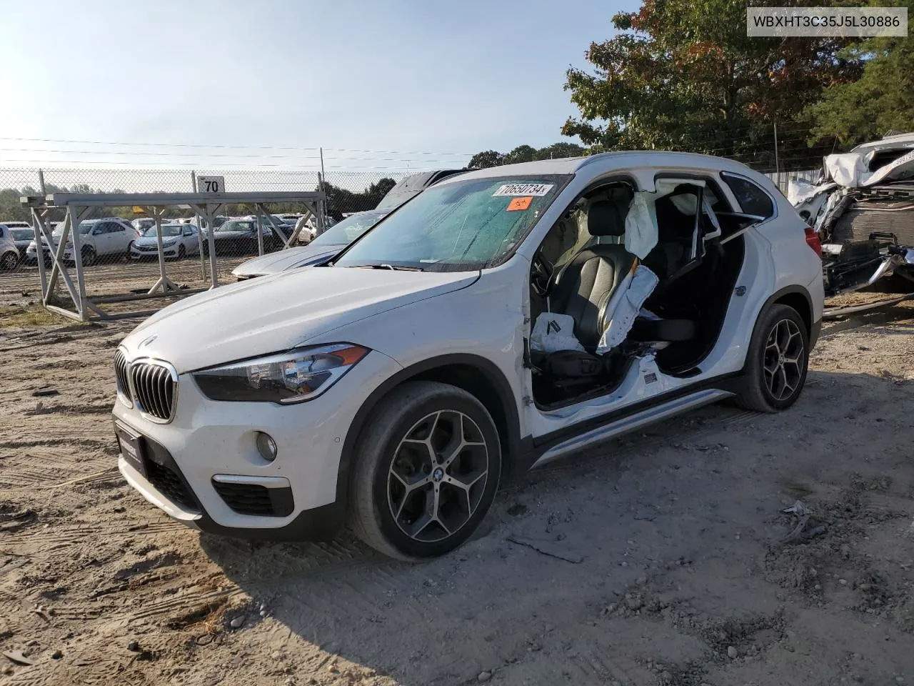 2018 BMW X1 xDrive28I VIN: WBXHT3C35J5L30886 Lot: 70650734