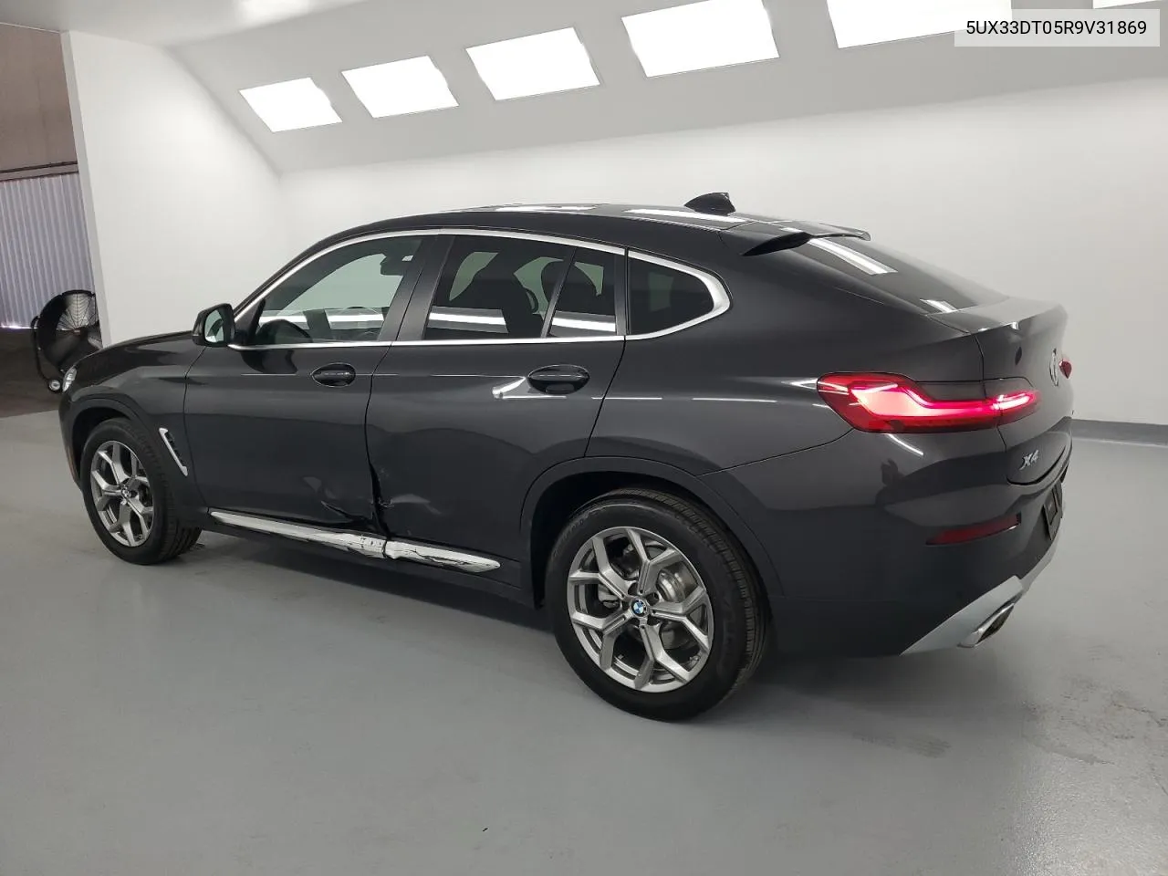 5UX33DT05R9V31869 2024 BMW X4 xDrive30I