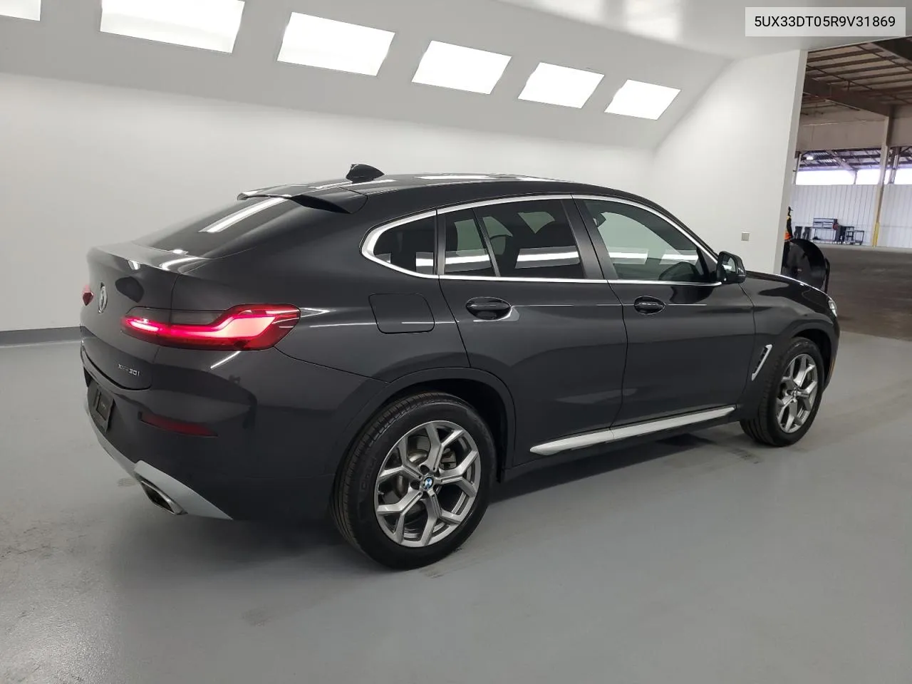 5UX33DT05R9V31869 2024 BMW X4 xDrive30I