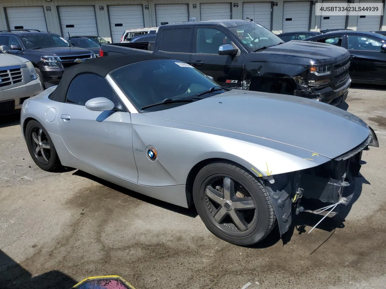 2003 BMW Z4 2.5 VIN: 4USBT33423LS44939 Lot: 70398644