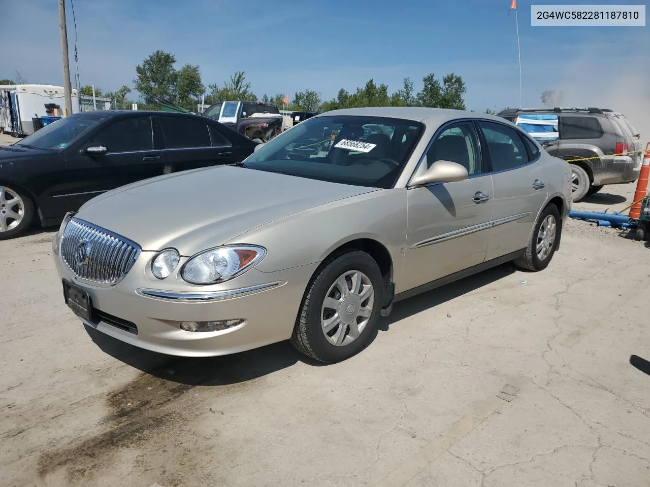 2G4WC582281187810 2008 Buick Lacrosse Cx