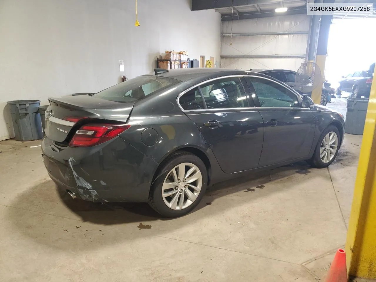 2G4GK5EXXG9207258 2016 Buick Regal