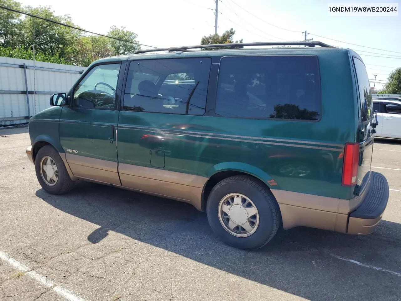 1998 Chevrolet Astro VIN: 1GNDM19W8WB200244 Lot: 68424854