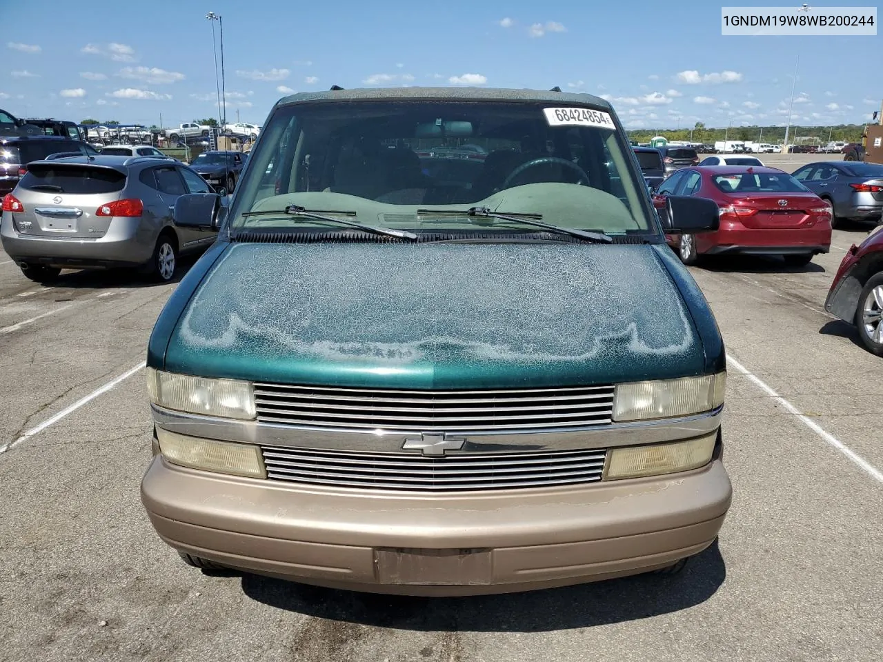 1998 Chevrolet Astro VIN: 1GNDM19W8WB200244 Lot: 68424854