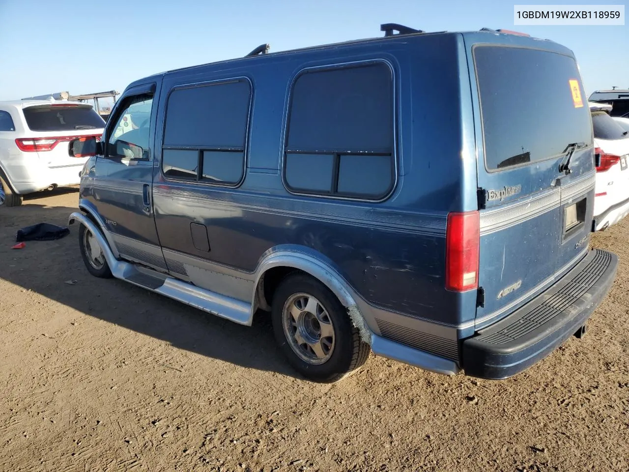 1999 Chevrolet Astro VIN: 1GBDM19W2XB118959 Lot: 69112404