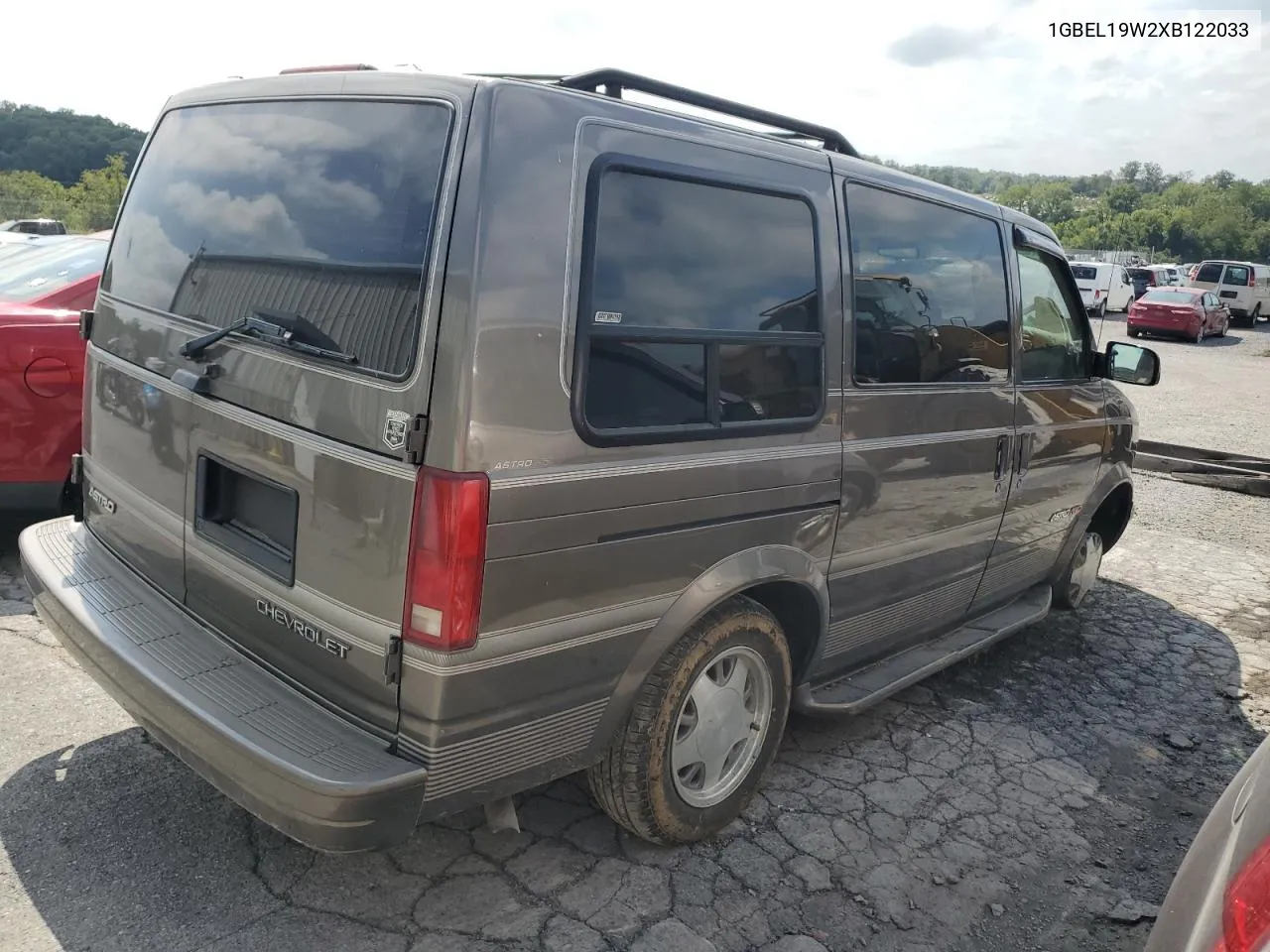 1GBEL19W2XB122033 1999 Chevrolet Astro