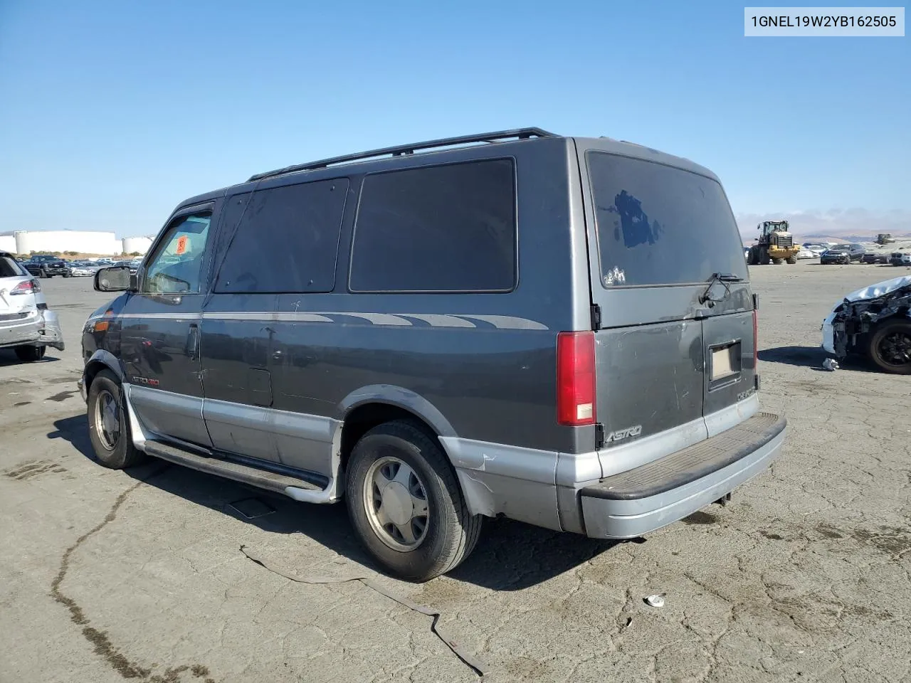 2000 Chevrolet Astro VIN: 1GNEL19W2YB162505 Lot: 66702904