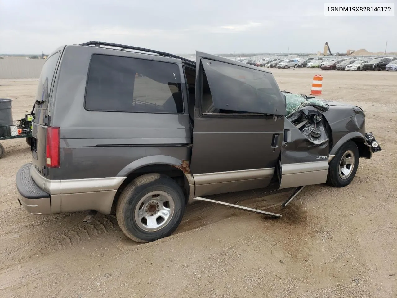 2002 Chevrolet Astro VIN: 1GNDM19X82B146172 Lot: 70495554