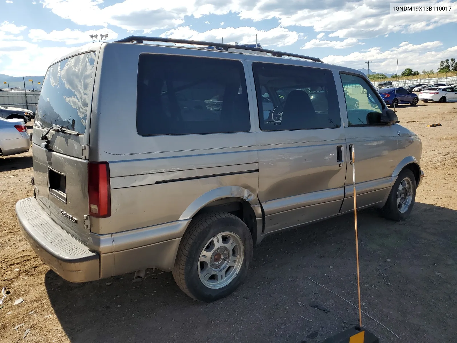 2003 Chevrolet Astro VIN: 1GNDM19X13B110017 Lot: 65481064