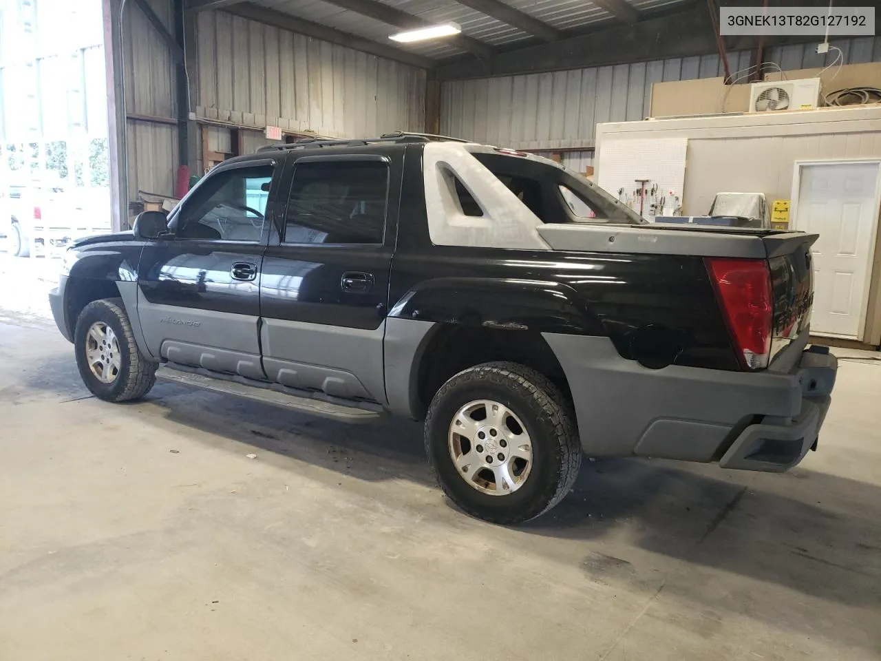 2002 Chevrolet Avalanche K1500 VIN: 3GNEK13T82G127192 Lot: 70292714