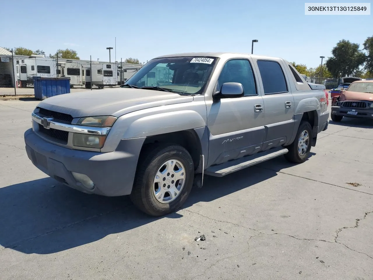 2003 Chevrolet Avalanche K1500 VIN: 3GNEK13T13G125849 Lot: 70424054