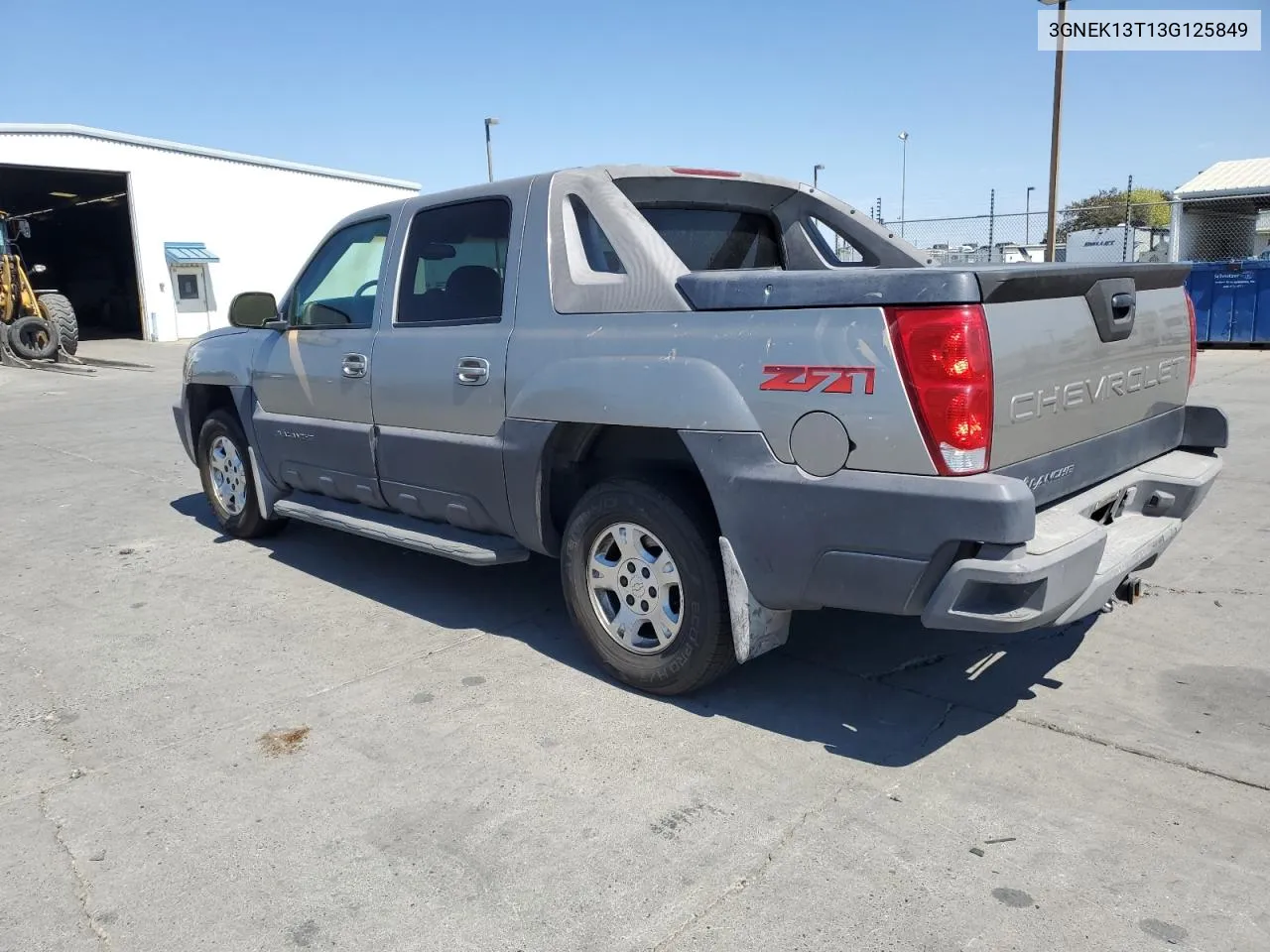 2003 Chevrolet Avalanche K1500 VIN: 3GNEK13T13G125849 Lot: 70424054