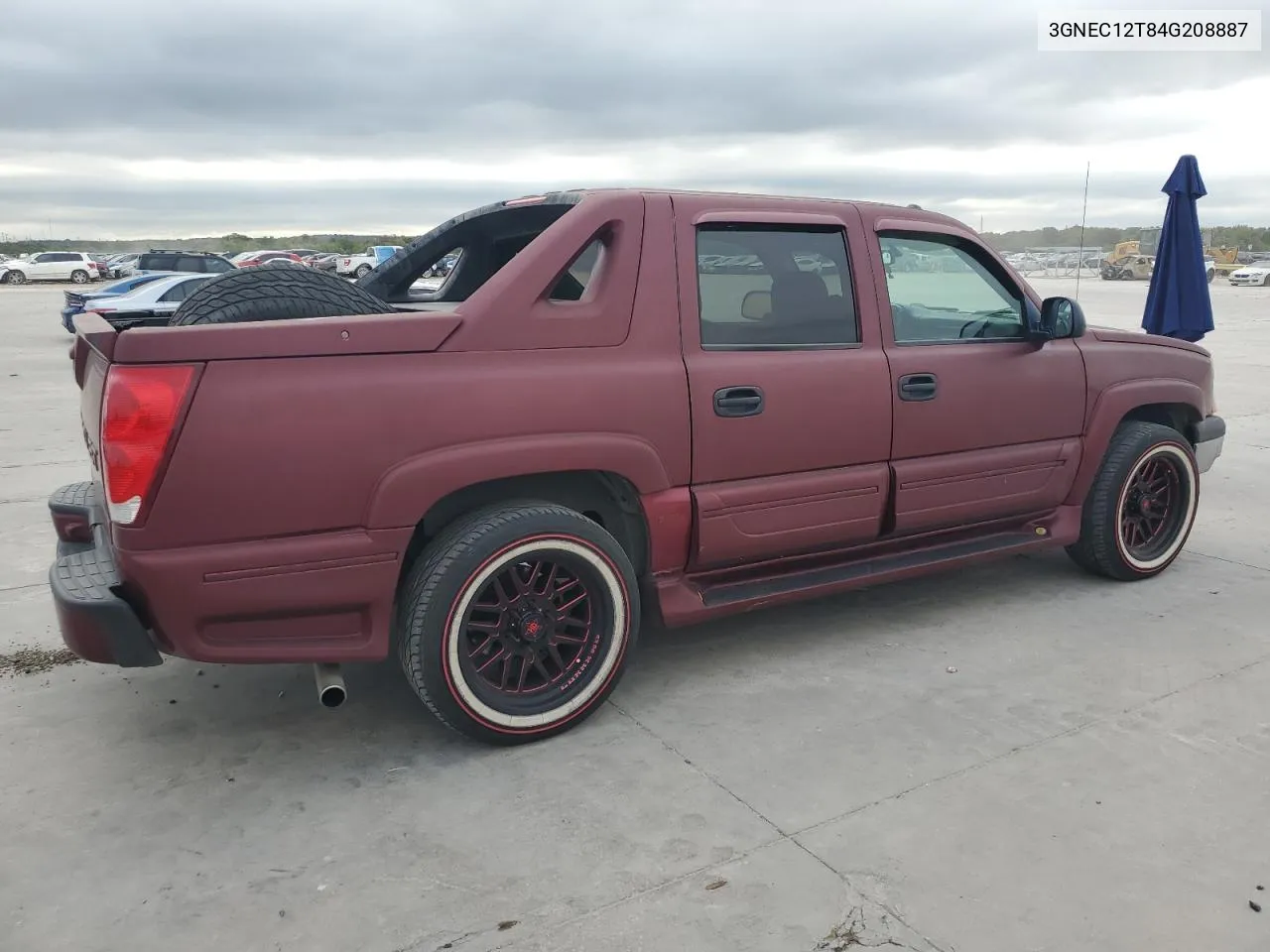 2004 Chevrolet Avalanche C1500 VIN: 3GNEC12T84G208887 Lot: 70998704