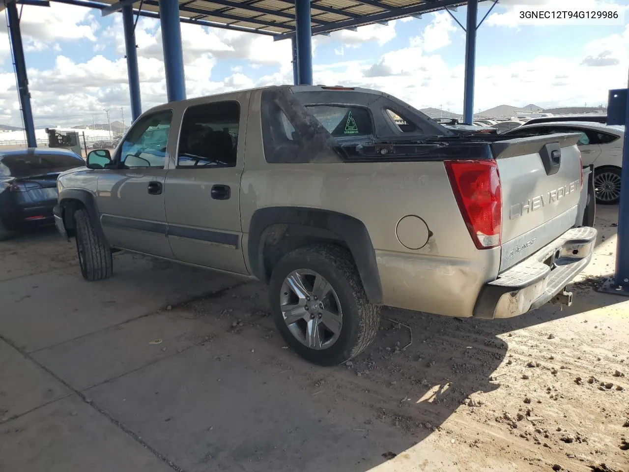 2004 Chevrolet Avalanche C1500 VIN: 3GNEC12T94G129986 Lot: 71597374