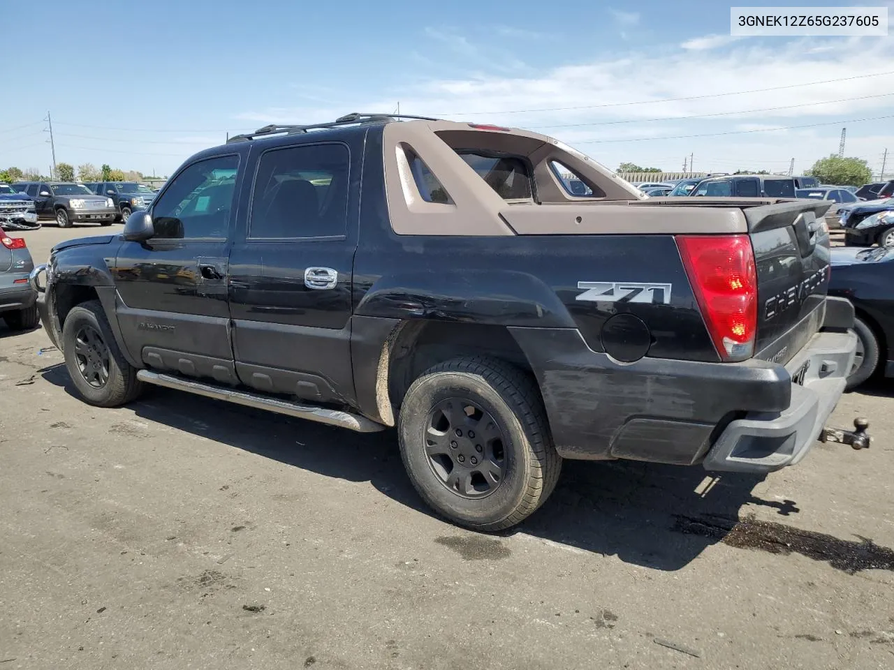 2005 Chevrolet Avalanche K1500 VIN: 3GNEK12Z65G237605 Lot: 69707344