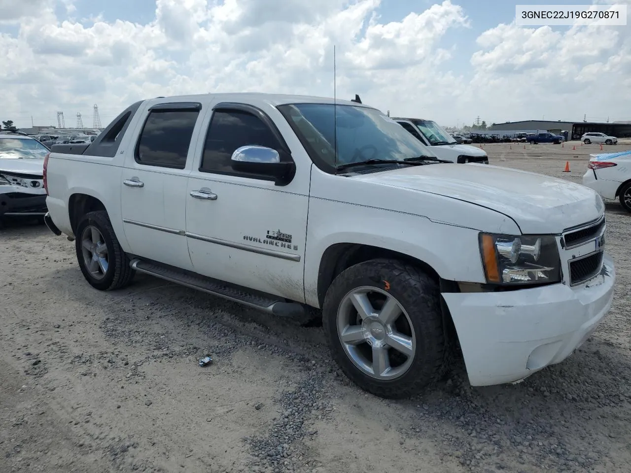 3GNEC22J19G270871 2009 Chevrolet Avalanche C1500 Lt