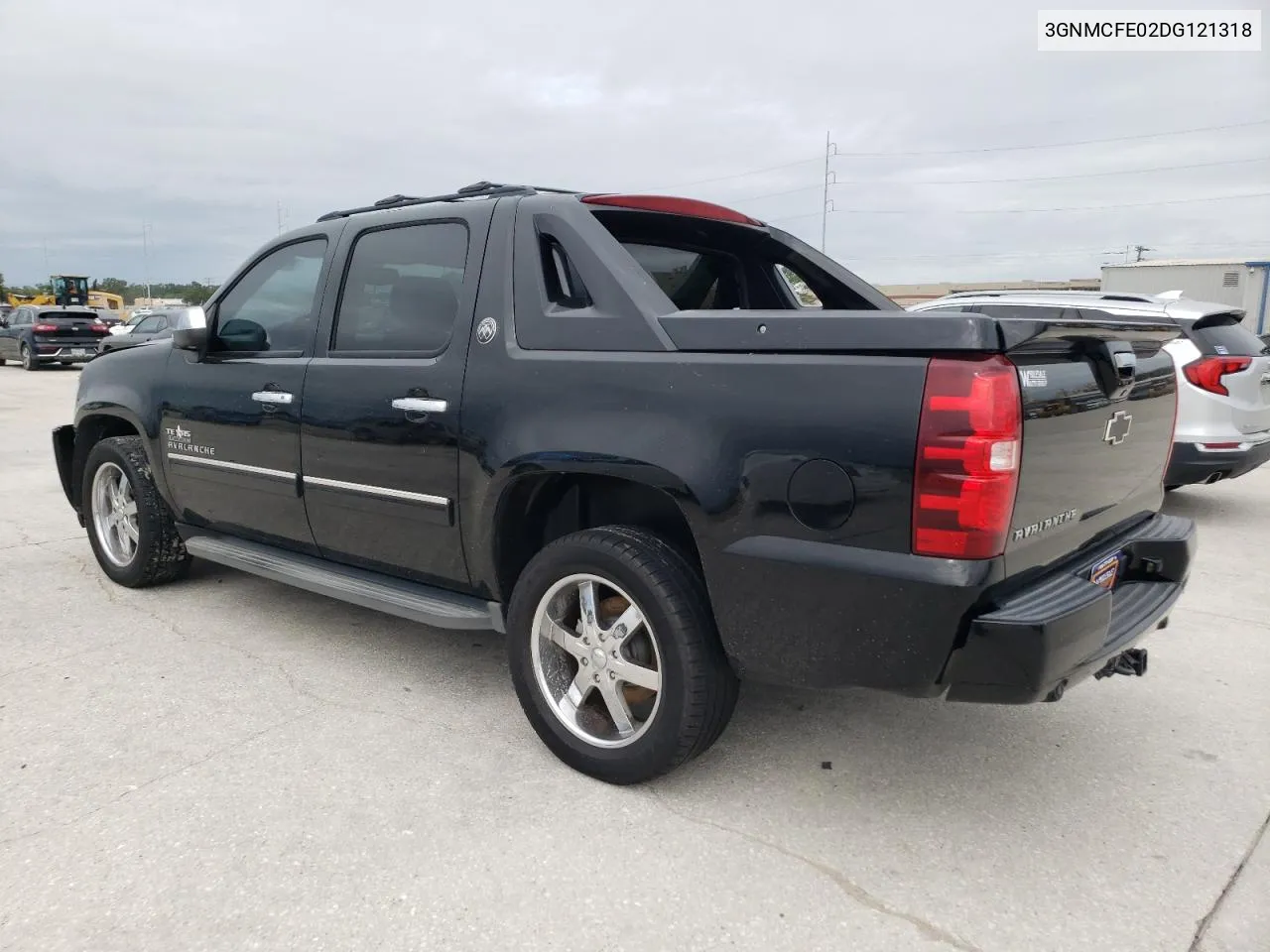 2013 Chevrolet Avalanche Lt VIN: 3GNMCFE02DG121318 Lot: 70670314