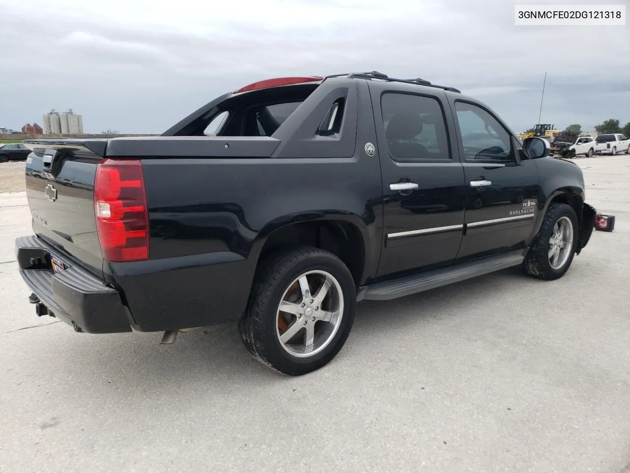 2013 Chevrolet Avalanche Lt VIN: 3GNMCFE02DG121318 Lot: 70670314