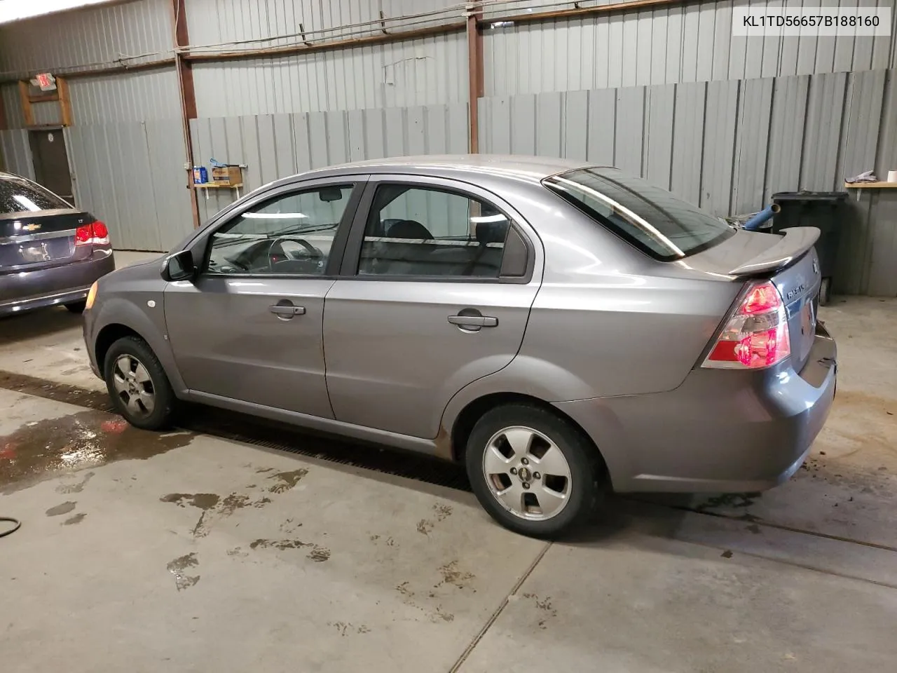 2007 Chevrolet Aveo Base VIN: KL1TD56657B188160 Lot: 69992004