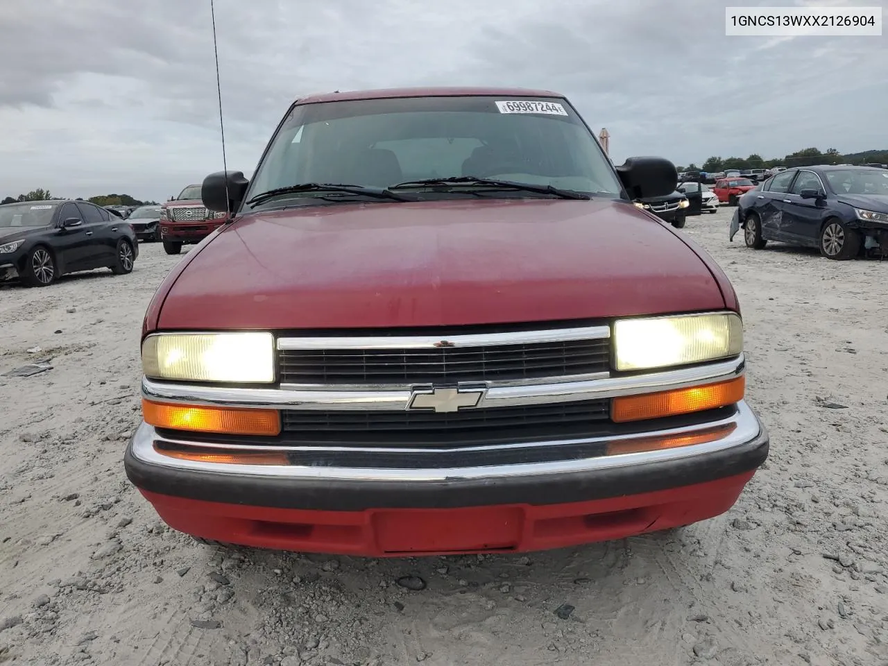 1999 Chevrolet Blazer VIN: 1GNCS13WXX2126904 Lot: 69987244