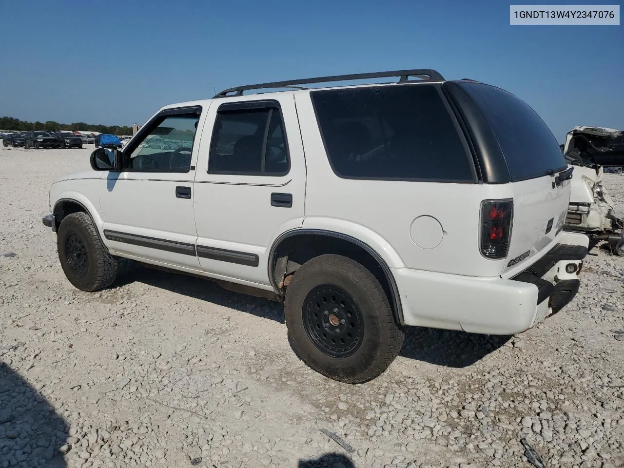 2000 Chevrolet Blazer VIN: 1GNDT13W4Y2347076 Lot: 71243984