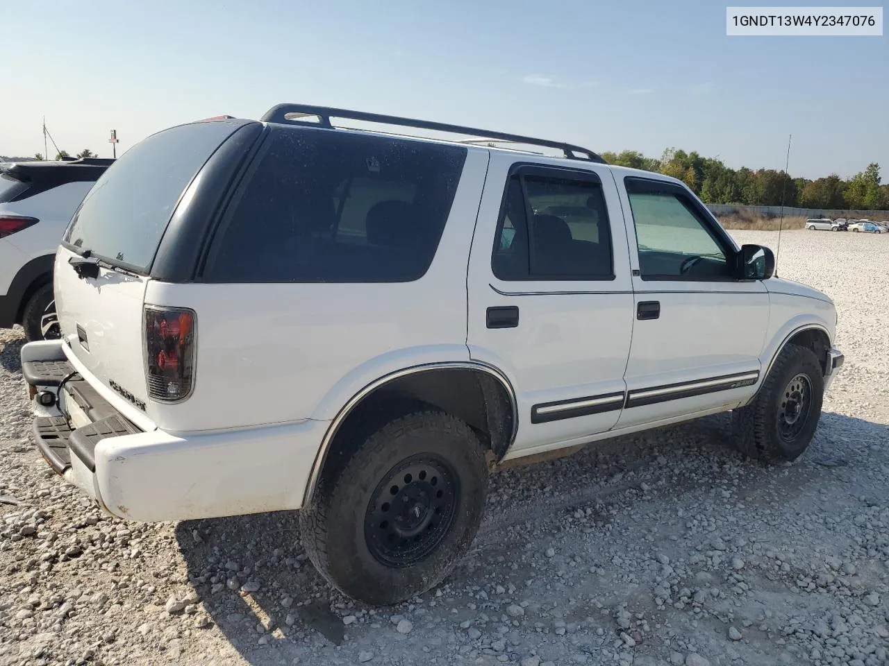 2000 Chevrolet Blazer VIN: 1GNDT13W4Y2347076 Lot: 71243984