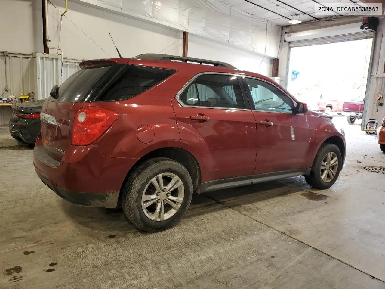 2CNALDEC6B6338563 2011 Chevrolet Equinox Lt