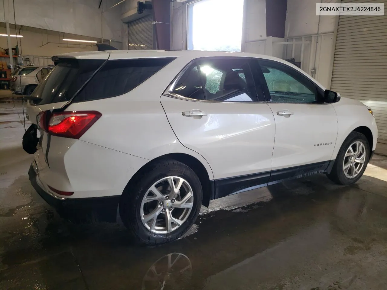 2GNAXTEX2J6224846 2018 Chevrolet Equinox Lt