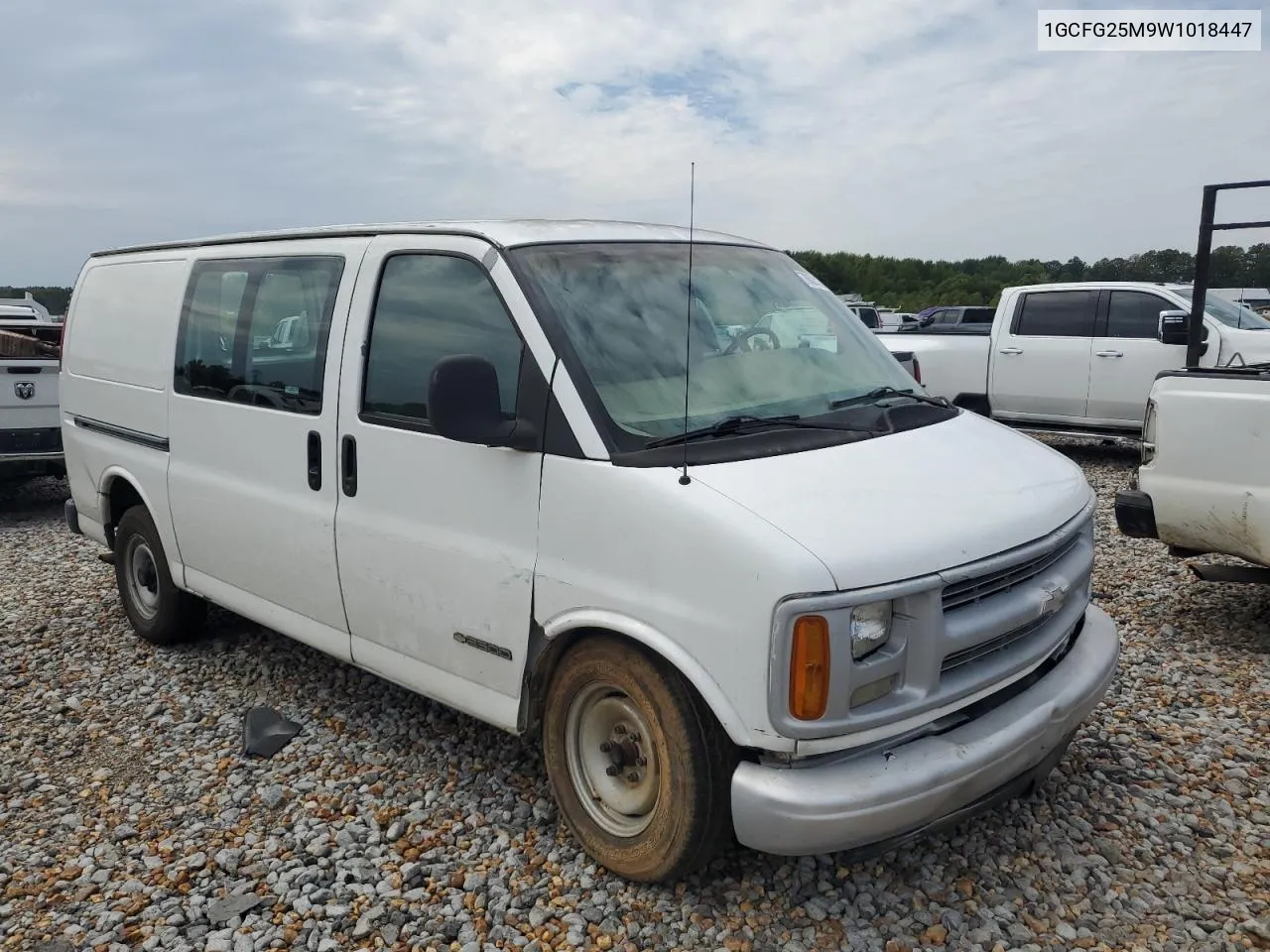 1998 Chevrolet Express G2500 VIN: 1GCFG25M9W1018447 Lot: 70621124