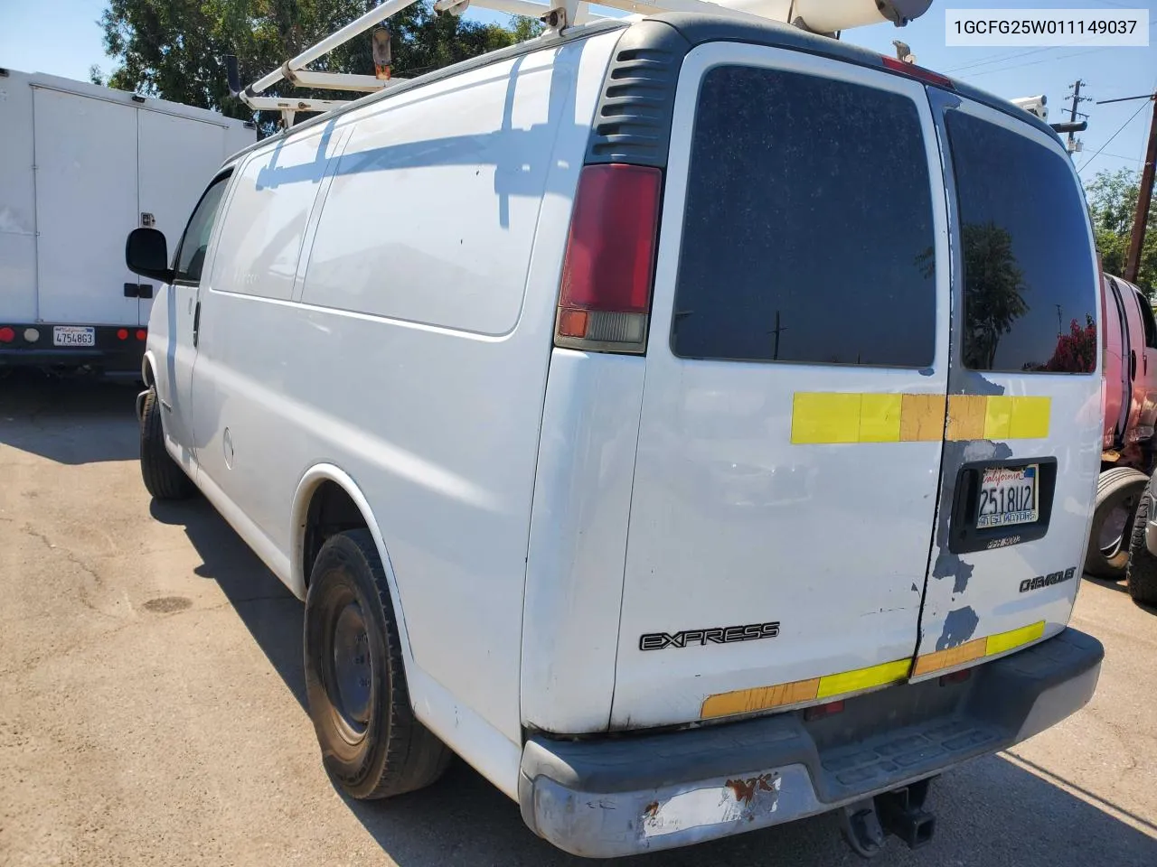 2001 Chevrolet Express G2500 VIN: 1GCFG25W011149037 Lot: 71613664