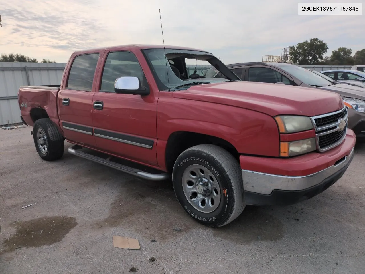 2007 Chevrolet Silverado K1500 Classic Crew Cab VIN: 2GCEK13V671167846 Lot: 67841754