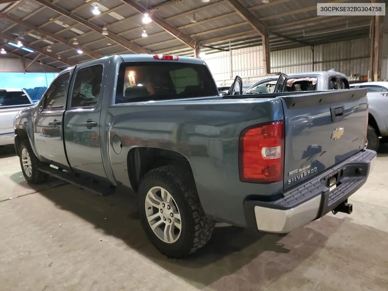 2011 Chevrolet Silverado K1500 Lt VIN: 3GCPKSE32BG304758 Lot: 70512094