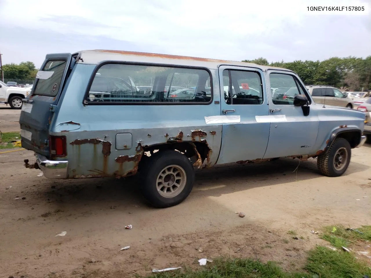 1990 Chevrolet Suburban V1500 VIN: 1GNEV16K4LF157805 Lot: 69173284