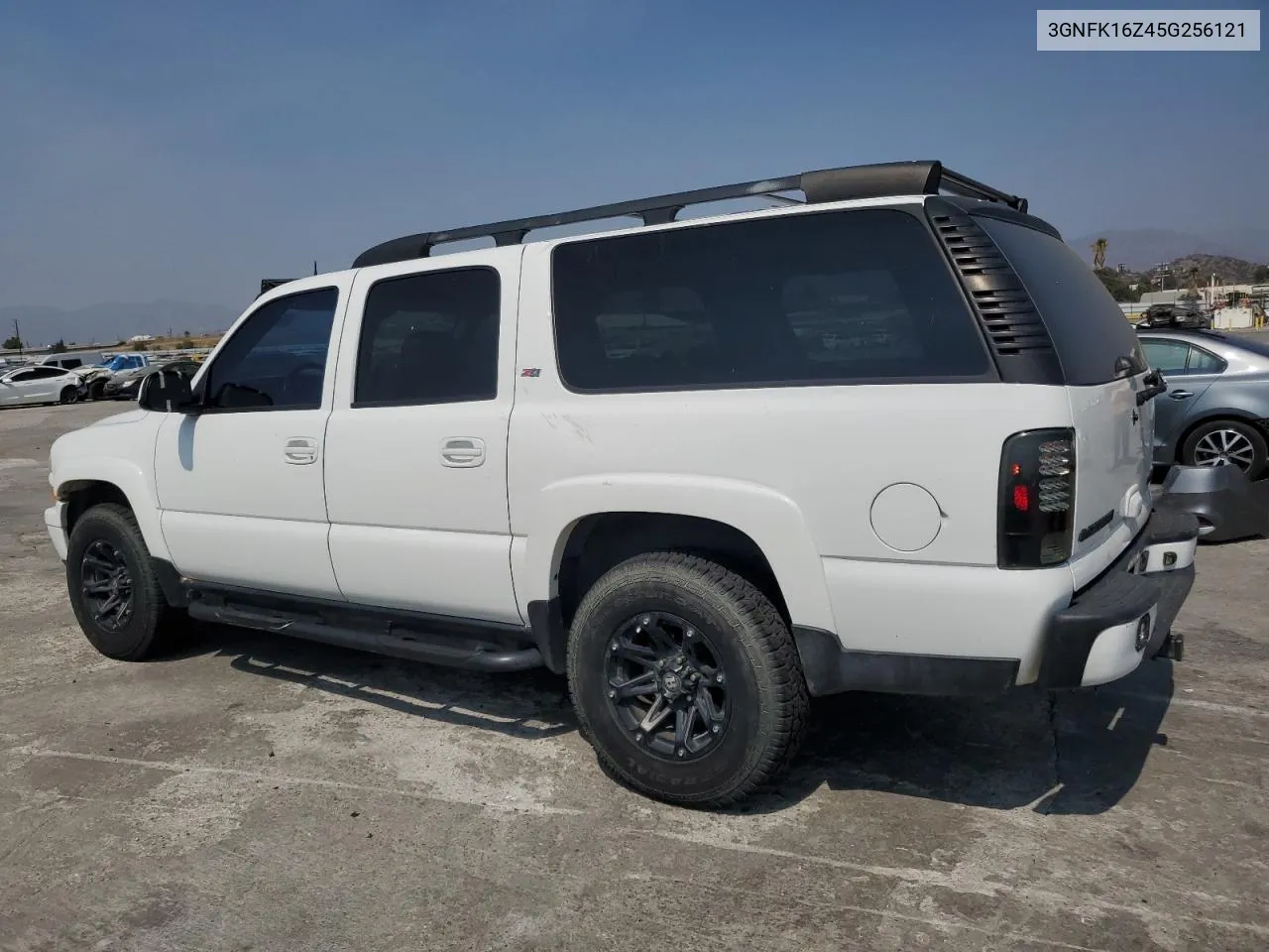 2005 Chevrolet Suburban K1500 VIN: 3GNFK16Z45G256121 Lot: 71468454