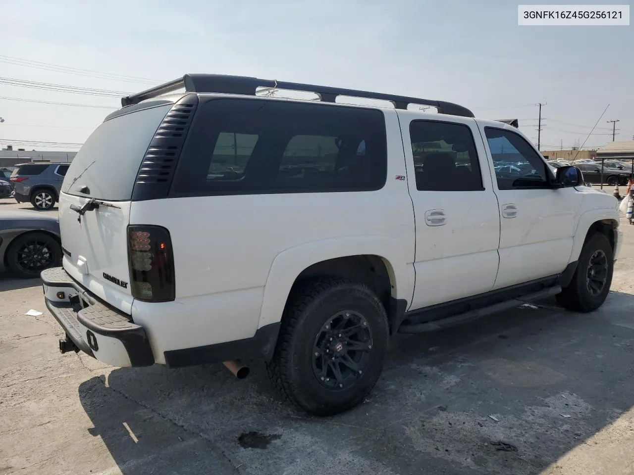 2005 Chevrolet Suburban K1500 VIN: 3GNFK16Z45G256121 Lot: 71468454