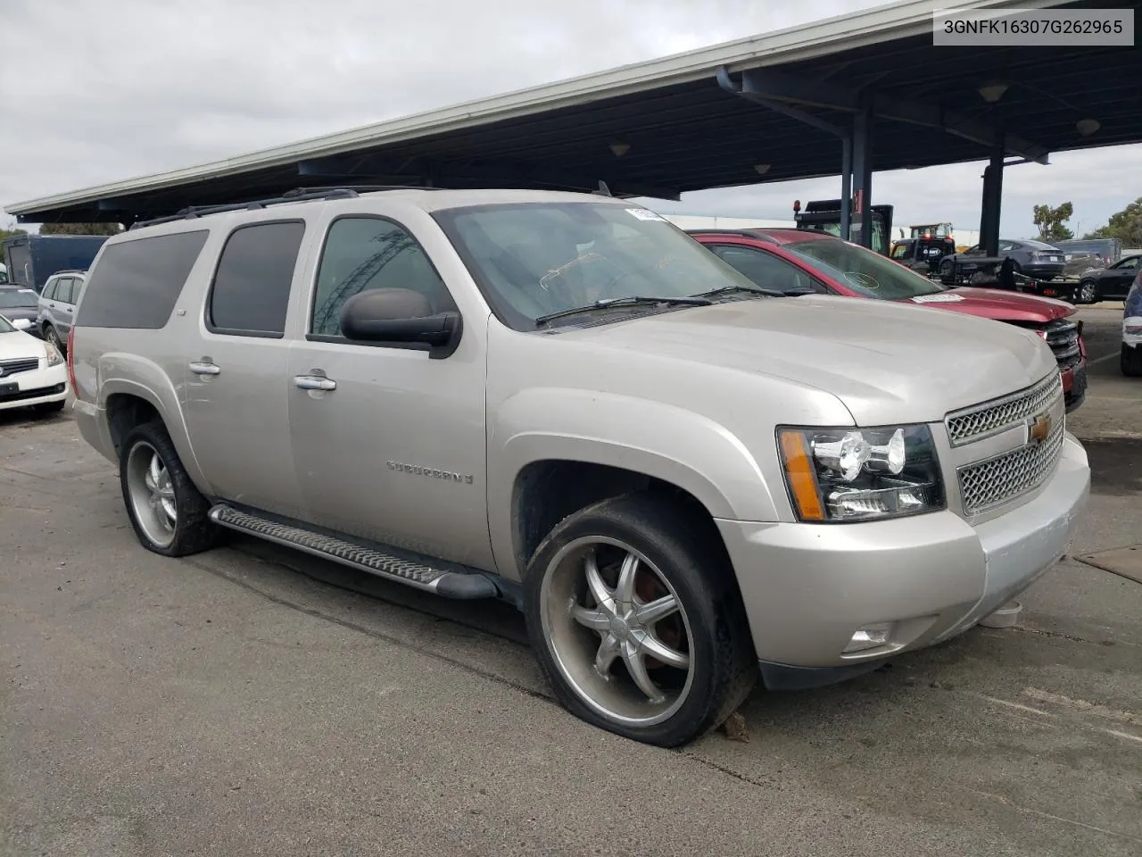 2007 Chevrolet Suburban K1500 VIN: 3GNFK16307G262965 Lot: 71506044