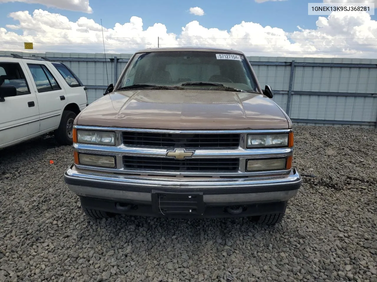 1995 Chevrolet Tahoe K1500 VIN: 1GNEK13K9SJ368281 Lot: 57127154