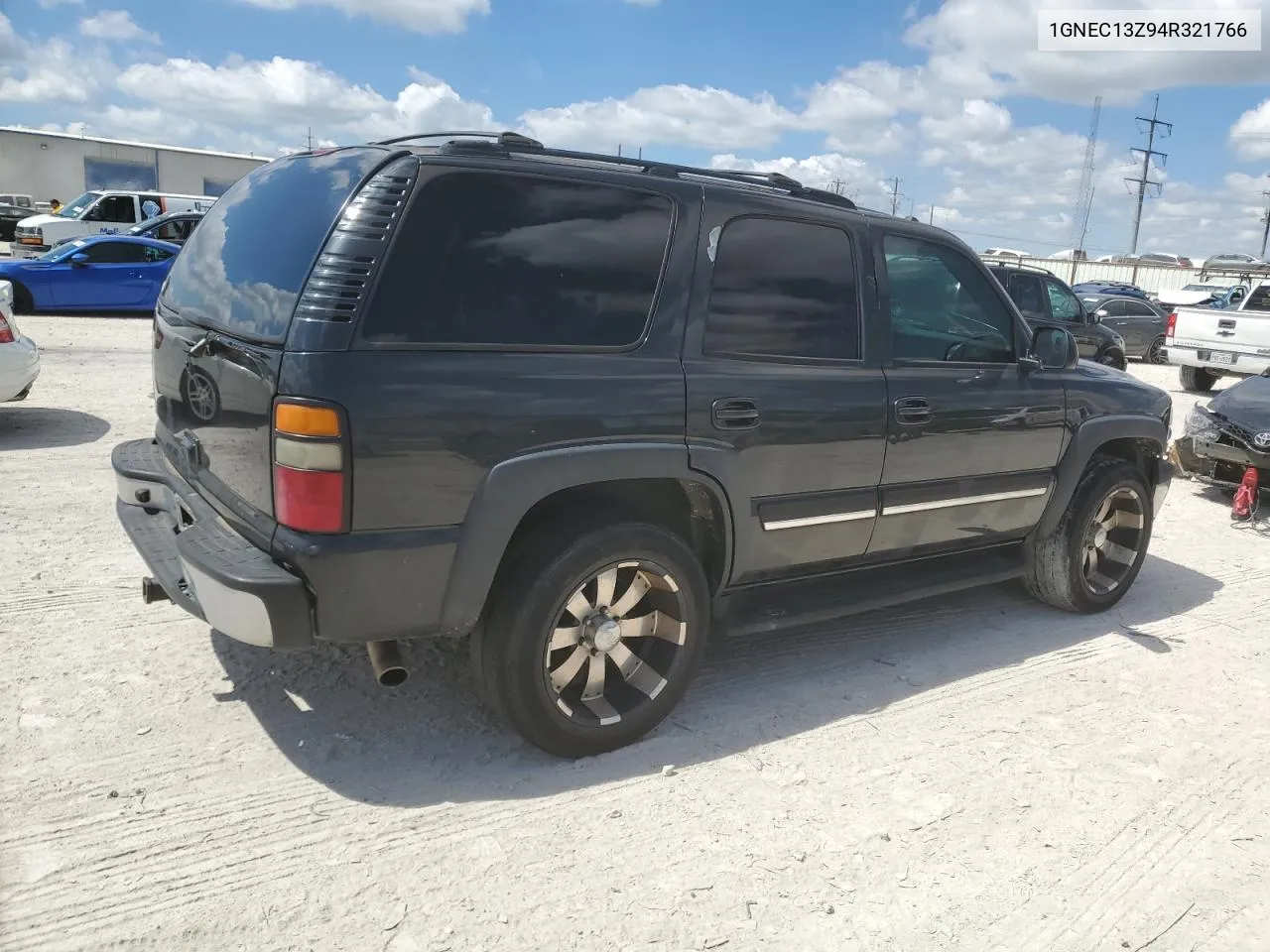 2004 Chevrolet Tahoe C1500 VIN: 1GNEC13Z94R321766 Lot: 71451304