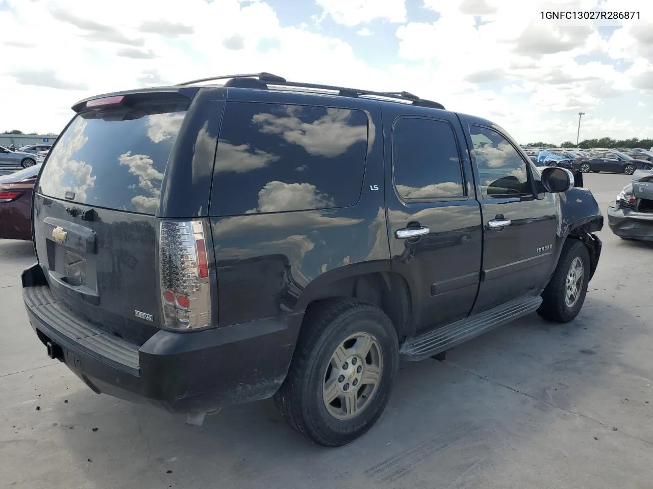 2007 Chevrolet Tahoe C1500 VIN: 1GNFC13027R286871 Lot: 67835044