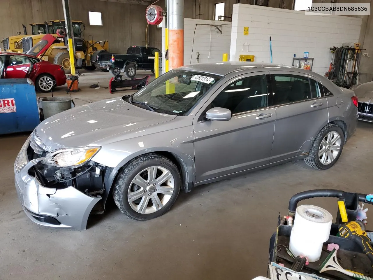 2013 Chrysler 200 Lx VIN: 1C3CCBAB8DN685636 Lot: 70801014