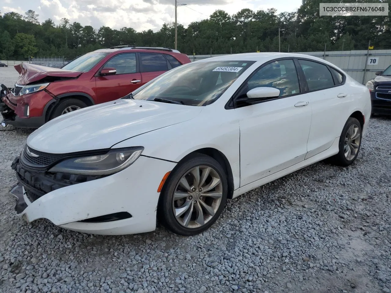 2015 Chrysler 200 S VIN: 1C3CCCBB2FN676048 Lot: 65492304