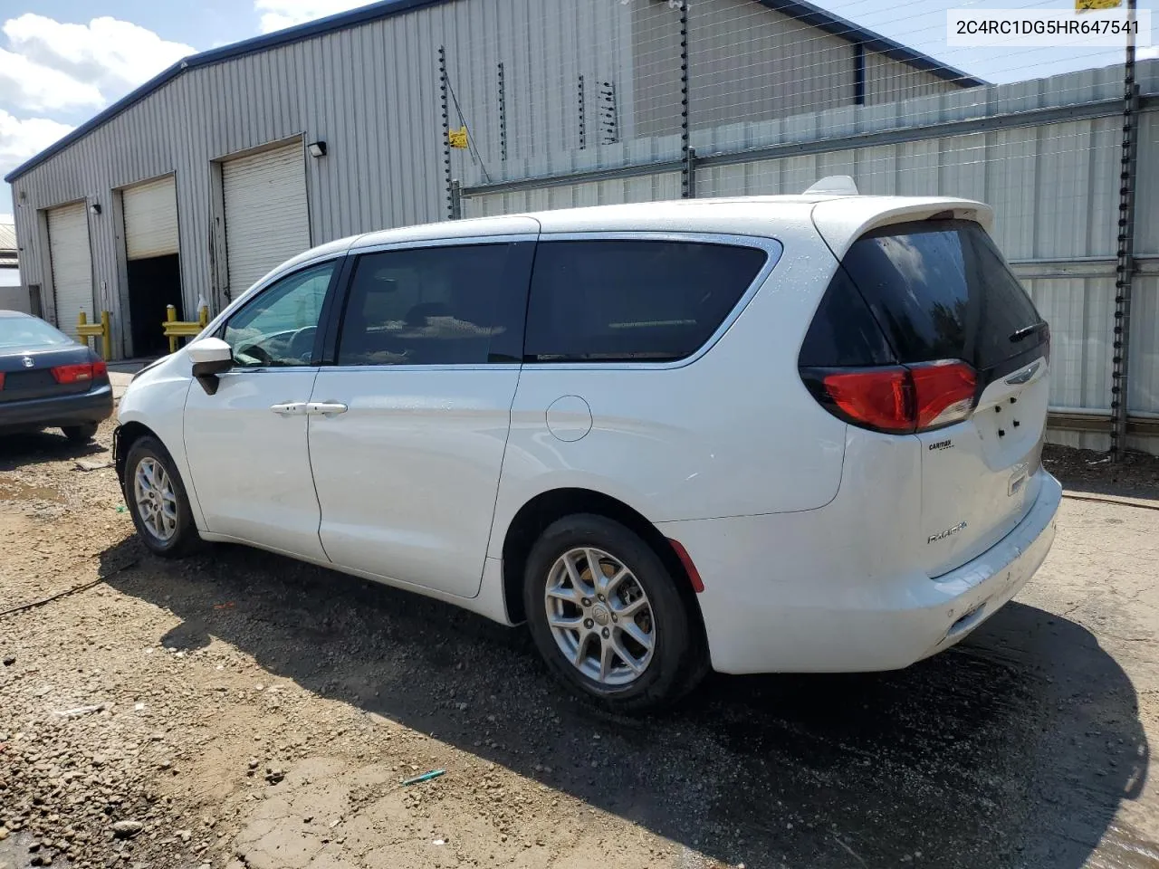 2C4RC1DG5HR647541 2017 Chrysler Pacifica Touring