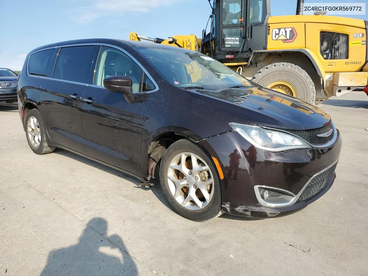 2019 Chrysler Pacifica Touring Plus VIN: 2C4RC1FG0KR569772 Lot: 71550154