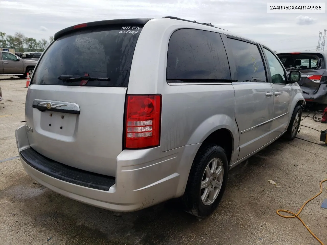 2A4RR5DX4AR149935 2010 Chrysler Town & Country Touring